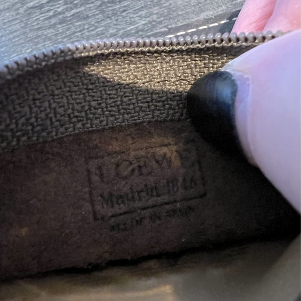 Loewe - Picture 10 of 10